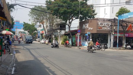 MT ĐƯỜNG LỚN- TT TÂN PHÚ SẦM UẤT NHẤT- Rất Tiện VP- KD- ĐẦU TƯ