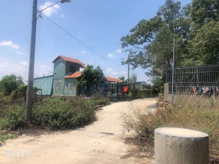 Bán đất gần chơ giá có 400 triệu