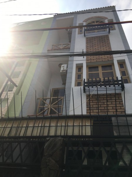 Bùi Thị Xuân, Tân Bình, 72m2, 20m ra mặt tiền chỉ 7.6 tỷ.