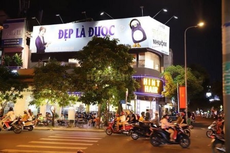 Nhà cho thuê Căn góc 2 Mặt tiền quận trung tâm quận 10,KD tự do