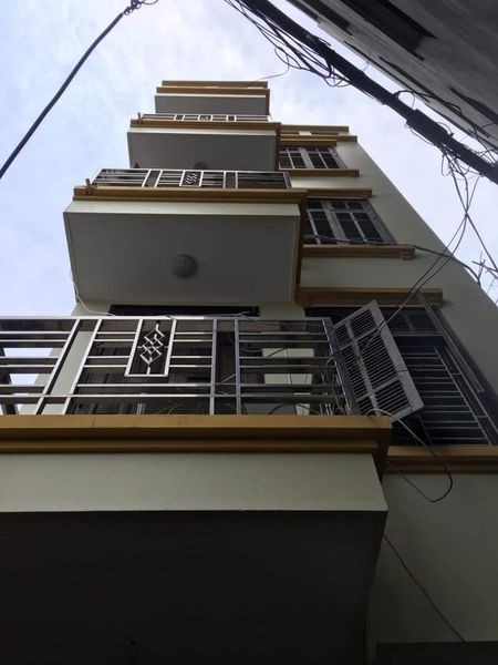 Bán Nhà Phương Canh 35m*4t :2.4 tỷ 0982188151