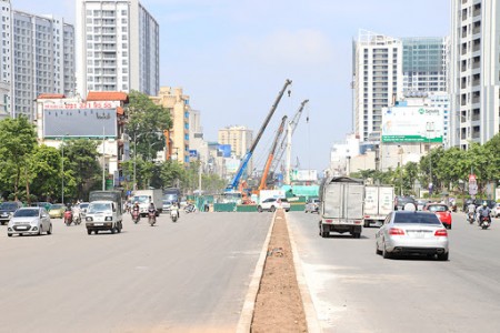 Nhà Minh Khai Hai Bà Trưng 60m2, 5 tầng kinh doanh, ô tô đỗ 5,5 tỉ đẹp