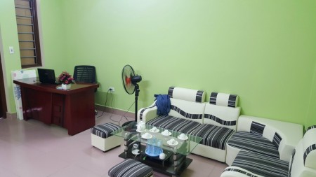 Chính chủ cho thuê văn phòng full nội thất Hà ĐôngChính chủ cho thuê văn phòng full nội thất Hà Đông