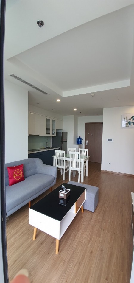 Cho thuê căn hộ CC Vinhomes Green Bay 2Pn 58m2 đầy đủ nội thất. Giá:12Tr/Tháng