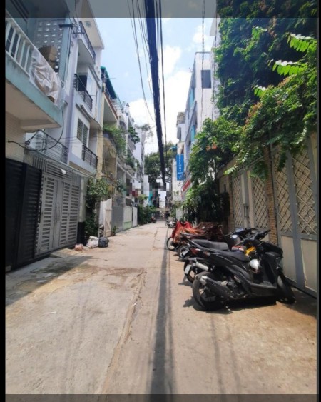 Bán Nhà Hai Mặt Hẻm Đường Nguyễn Tri Phương Q10. DT (3x7)