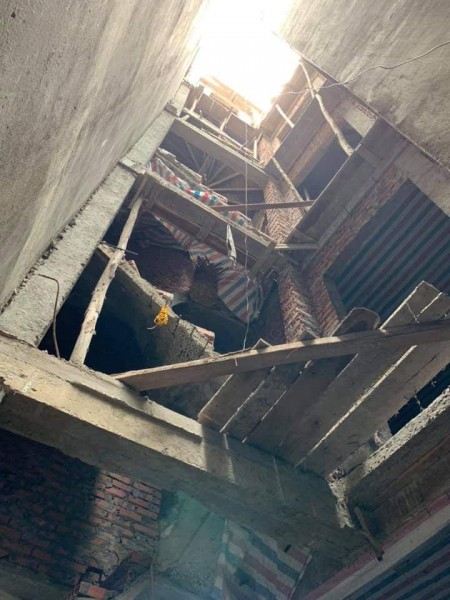 Bán nhà phố Đê Trần Khát Chân, giá chưa tới 3 tỷ.