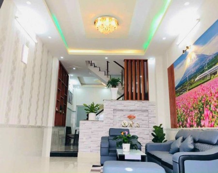 Bán nhà Quận 10 Cao Thắng 31m2 2 tầng BTCT chỉ 4.8 tỷ