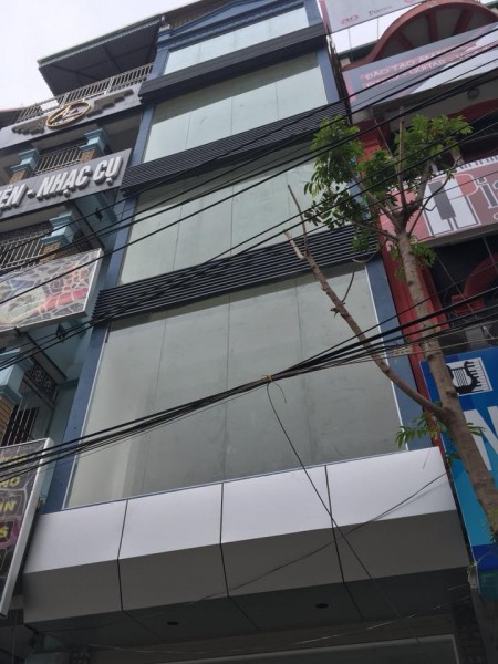 Bán nhà 145m2 mặt phố Thái Hà Đống Đa Hà Nội cho thuê 140 triêu 70 tỷ.