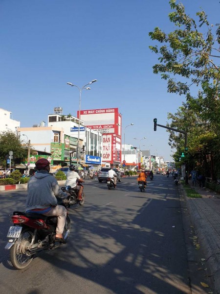 Bán nhà MT kinh doanh Lê Đại Hành Quận 11, 3 tầng DT 126m2, giá tốt 17tỷ, 0899306823
