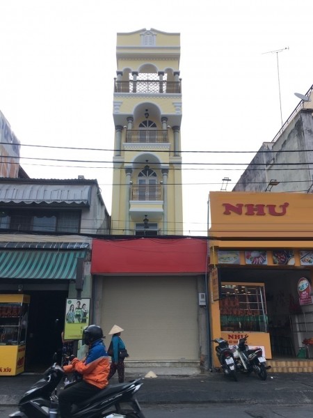 Nguyễn Văn Cừ mt 4L đẹp . Khu KD tiềm năng Q1
