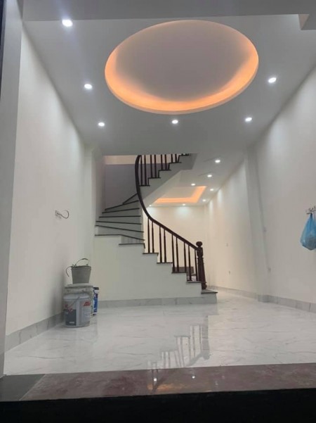 Bán nhà mới phân lô Đại Mỗ, 32m2x5 tầng,ô tô cách 10 mét, cạnh AEON MALL giá 2.85 tỷ