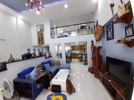 Nhà Chính chủ chuẩn ngang Hoa hậu 6m, Tân Bình, xe hơi ngủ trong nhà, giá chỉ 8,.tỷ