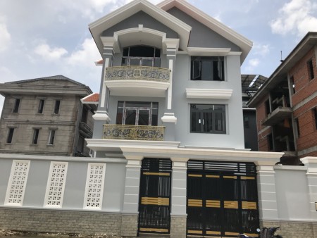Bán Biệt Thự KDC Xây Dựng 5 Liên Phường, Phước Long B, Quận 9. DT 270m2 Giá 17 tỷ