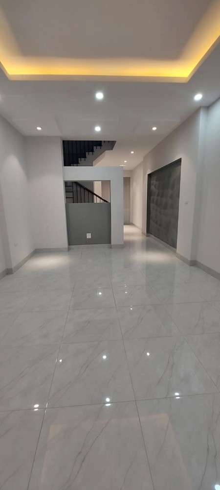 Không có căn thứ 2 rẻ hơn, 55m 4T 3.9 tỷ, nhà mới tinh phố Khương Trung
