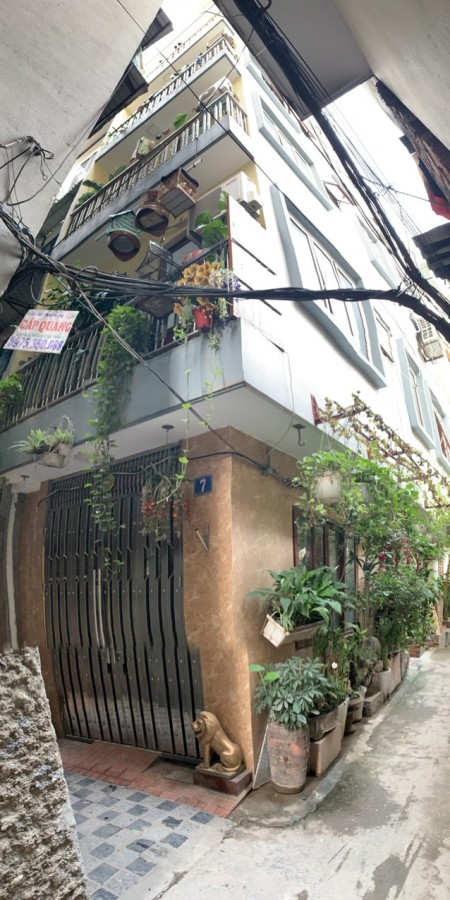 Bán nhà Cầu Giấy, 2 thoáng, Khu phân lô, Ngõ thoáng Giá 2.65 tỷ, dt 32m2