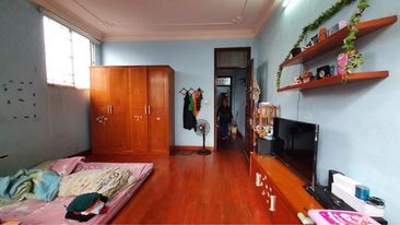 NHÀ BÁN NGAY, VỊ TRÍ ĐẮC ĐỊA, PHÁT TRIỂN CHO THUÊ HÁI RA TIỀN