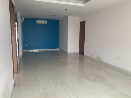 Cho thuê Chung cư Star City Lê Văn Lương 77m2 đồ cơ bản phù hợp văn phòng 11 triệu. Lh 0377983070