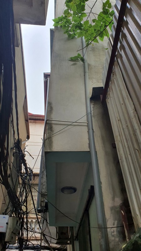 Bán nhà Tạ Quang Bửu 17mx4T, giá 1.2 tỷ lh 0916010180