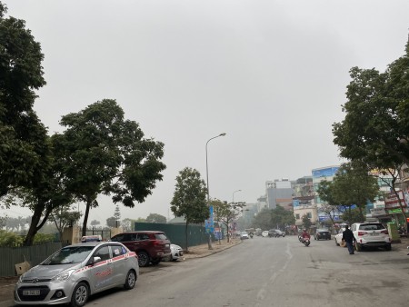 Bán nhà giá rẻ 159m góc nhà 238 Ngô Xuân Quảng sổ đỏ CC