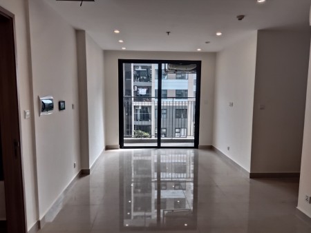 Căn 2PN2WC tại Vinhomes Smart City giá trên HĐ là gần 2,7 tỷ, gia đình chỉ bán 2,380 tỷ bao phí