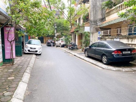 CHÍNH CHỦ, PHỐ ĐẶNG VĂN NGỮ, 50M, 5 TẦNG, MẶT TIỀN 6M, GIÁ 3.8 TỶ