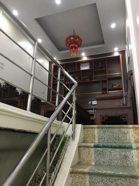 Bán nhà Nguyễn Văn Trỗi. Nhà mặt phố oto tránh kinh doanh đỉnh