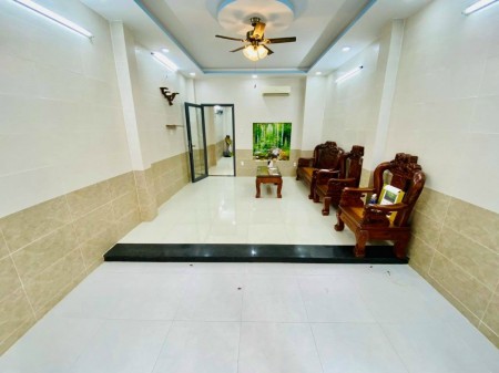 Nhà mặt tiền kinh doanh, đối diện Khu Chợ Vải Tân Bình. 12 tỷ