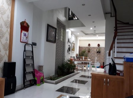 Bán nhà Nguyễn Sơn-Long Biên 45m2*5T-30m ra ô tô tránh-Ngõ thông-Nội thất cực đỉnh
