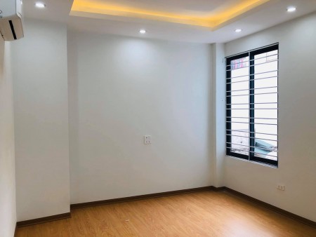 BÁN NHÀ HỒ ĐẮC DI 38m2 GIÁ 4.5 TỶ GẦN MẶT PHỐ KHU VỰC DÂN TRÍ CAO