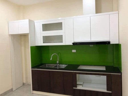 Nhỉnh 2 tỷ có ngay 42m, 4 tầng mới tinh, ô tô qua cửa nhà Ngọc Thụy, Long Biên.