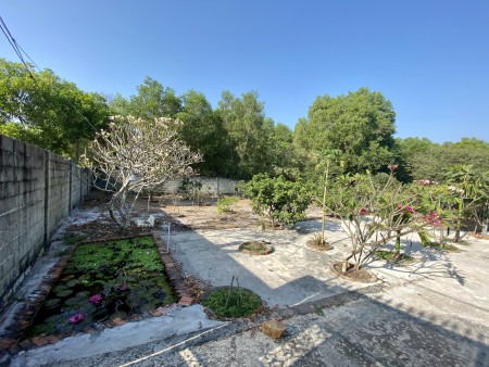 Cần bán lô đất tại Thị xã La Gi, Bình thuận. Gần biển, DT: 45m x 125m, đường xe tải