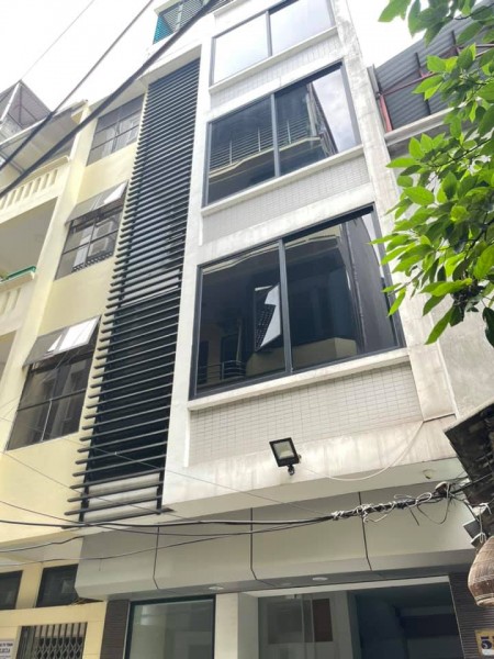 THÁI HÀ NHÀ ĐẸP KINH DOANH Ô TÔ TRÁNH BÁN GẤP