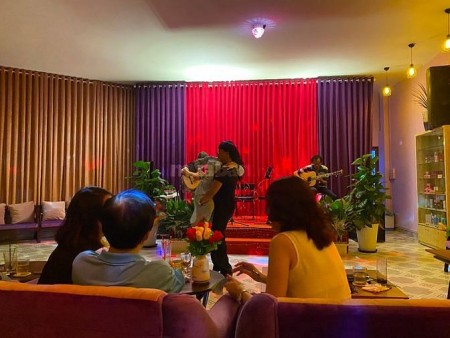 Đi đến slide 4