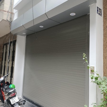 Nhà Tứ Liên, Tây Hồ, Phân lô bàn cờ - 2 thoáng, ngõ thông, ô tô nhỏ qua nhà