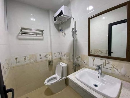 Bán Nhà phân lô khu vực Tôn Thất Tùng, Đống Đa, 40m2 giá 4 tỷ