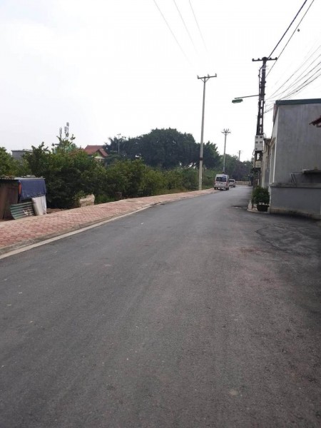 Bán mảnh đất DT 43m2 giá 24tr/m2 tại xóm 7 Đông Dư, Gia Lâm.