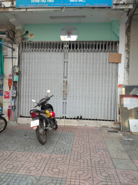 Cho thuê Mặt bằng Mặt tiền Cô Giang, P.Cầu Ông Lãnh, Q.1. Giá 20 triệu/tháng