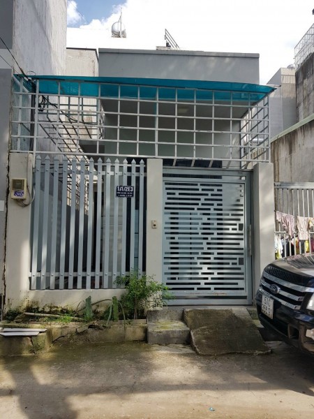 Bán nhà mặt tiền hẻm số 1 linh đông , dt 70m2 , giá 4.9 tỷ