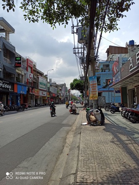 Nhà cho thuê MT đường CMT8 Phường 4 Tân Bình. có 6 phòng, trệt 2 lầu 4x18m