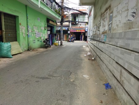 Bán nhà Phú Thọ Hòa, Tân Phú, 40m2, 2 tầng, Hẻm xe hơi thông, giá rẻ