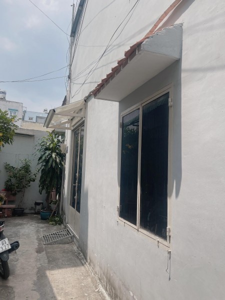 1 căn ra mặt tiền đường Gò Dầu , Quận Tân Phú, 4.2m* 11m, giá 3 tỷ 58