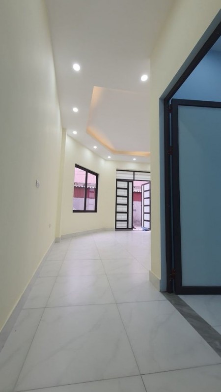 Chỉ cần 500tr có ngay nhà 65m2, đầy đủ nội thất, cách KCN Phố Nối A chỉ 1km: lh 0835459289