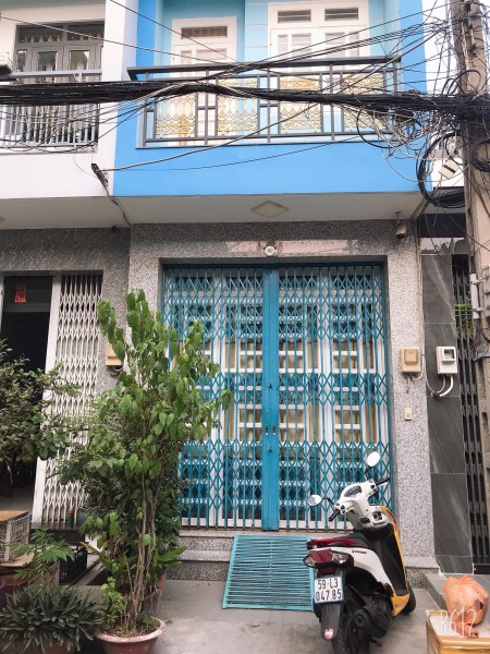 Cần bán Nhà quận 6 chính chủ hẻm lớn 8m p12q6 gần công viên Phú Lâm