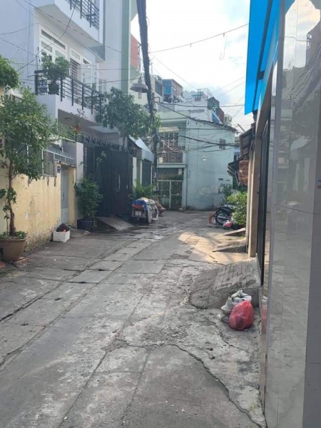 Bán gấp nhà Chu Văn An, phường 12,Bình Thạnh, hẻm ba gác lớn, 48m2 giá chỉ 3.6 tỷ.