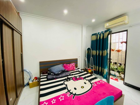 Cần Bán Nhà Doãn Kế Thiện Cầu Giấy Ngõ Ô tô Đỗ Cửa, 60m, 3T, Mt 3.8, Giá 4.25 Tỷ