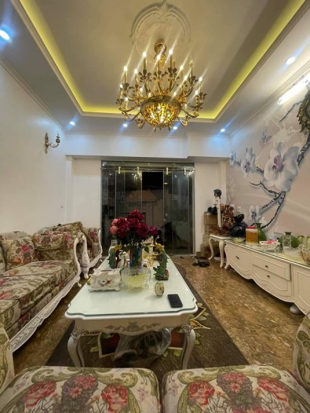 SIÊU HIÊM NHÀ PHẠM VĂN ĐỒNG, NGÕ XE BA GÁC, CÁCH MĐ 100M, 5 TẦNG, CHỈ 5TỶ HƠN