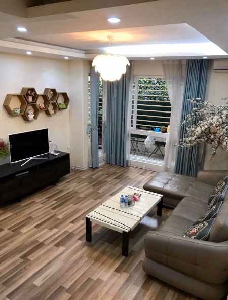 Bán nhà Ái Mộ Long Biên 45m2*5T Mt 5m 20m ra ô tô tránh Ngõ thông