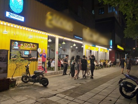 Cực rẻ, nhà mặt đường Nguyễn Văn Huyên, DT 290m, C4, MT 12m, giá 50 tỷ