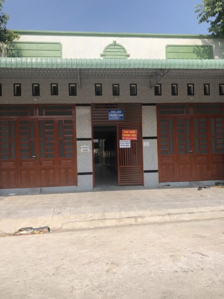 BÁN NHANH DÃY TRỌ 14 PHÒNG ,300M2, NGÀY KĐT MP3 BÌNH DƯƠNG, ĐỐI DIỆN CHỢ ĐÊM LH: 0359.147.158