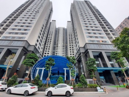 Chung cư Lê Văn Lương, ở ngay, cách Royal City 1.5km, căn 3 ngủ chỉ 3.1 tỷ